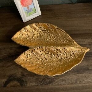 Weeping-Bright 22K Gold over Ceramic Leaf Shaped Hand Decorated Candy Dish 10"